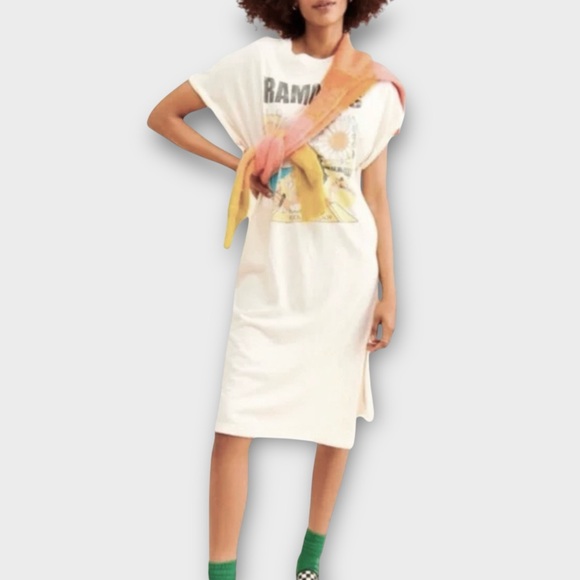 Free People Letluv Ramones Band Graphic Tee Shirt Sz XS - Picture 7 of 10